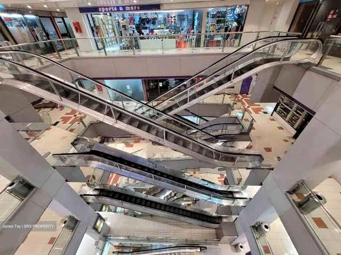 Excelsior Shopping Centre (D6), Retail #613403151